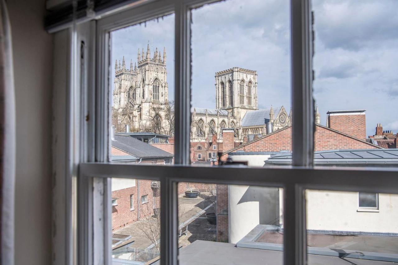 St Helen'S House With Minster Views Appartement York Buitenkant foto