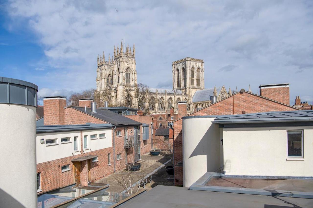 St Helen'S House With Minster Views Appartement York Buitenkant foto