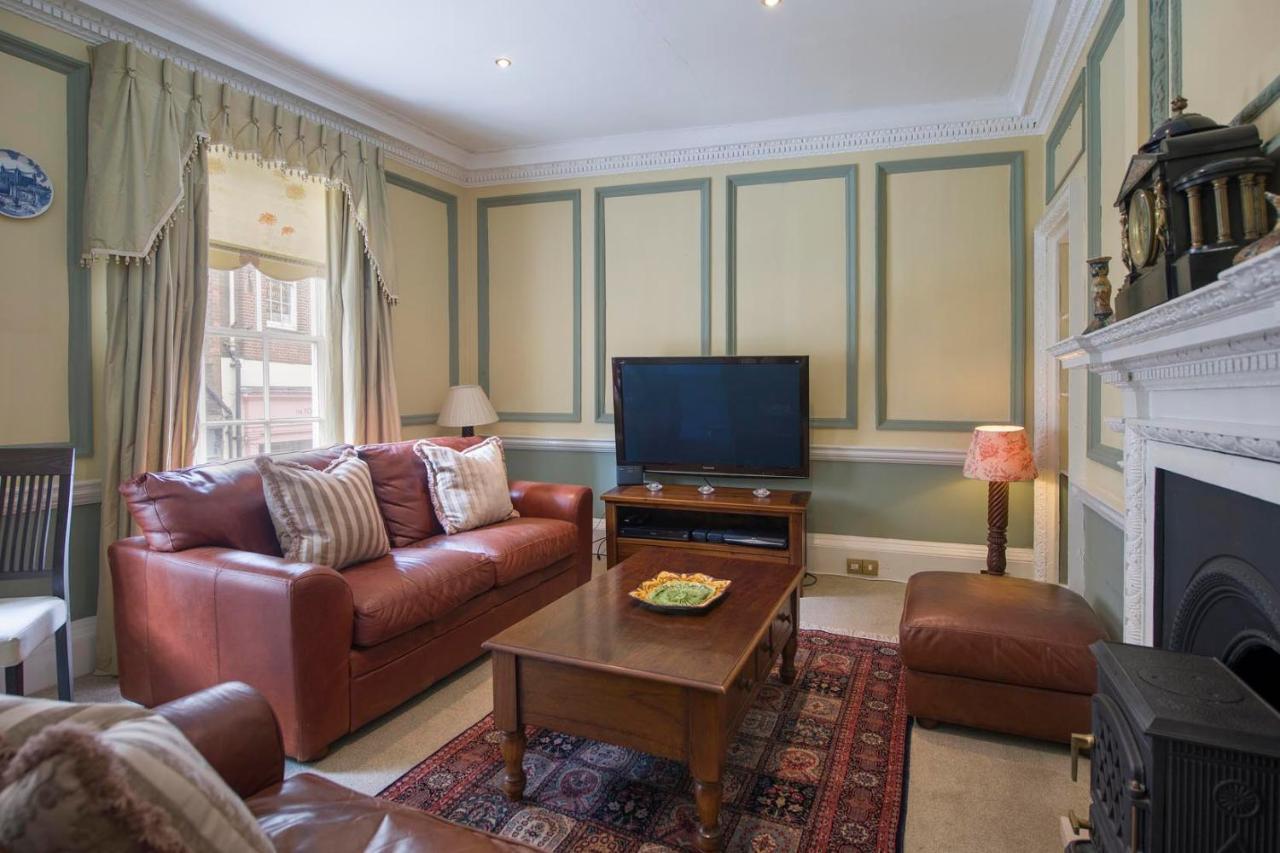St Helen'S House With Minster Views Appartement York Buitenkant foto